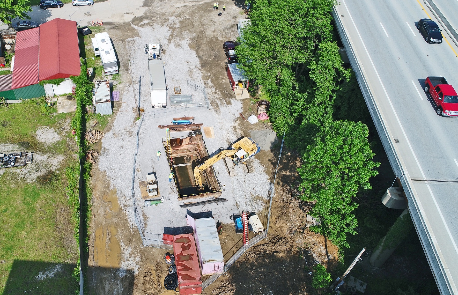 The Large Diameter Sewer Rehabilitation Design-Build project includes extensive condition evaluations of four aging sewers in Louisville – many of which are under critical, high-traffic areas of downtown.